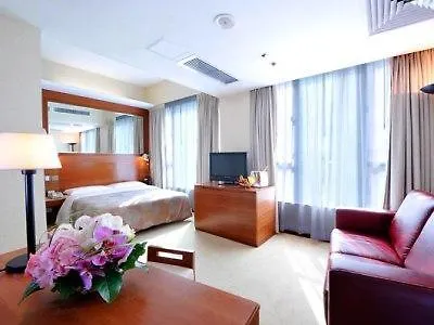 Silka West Kowloon Hotel 香港