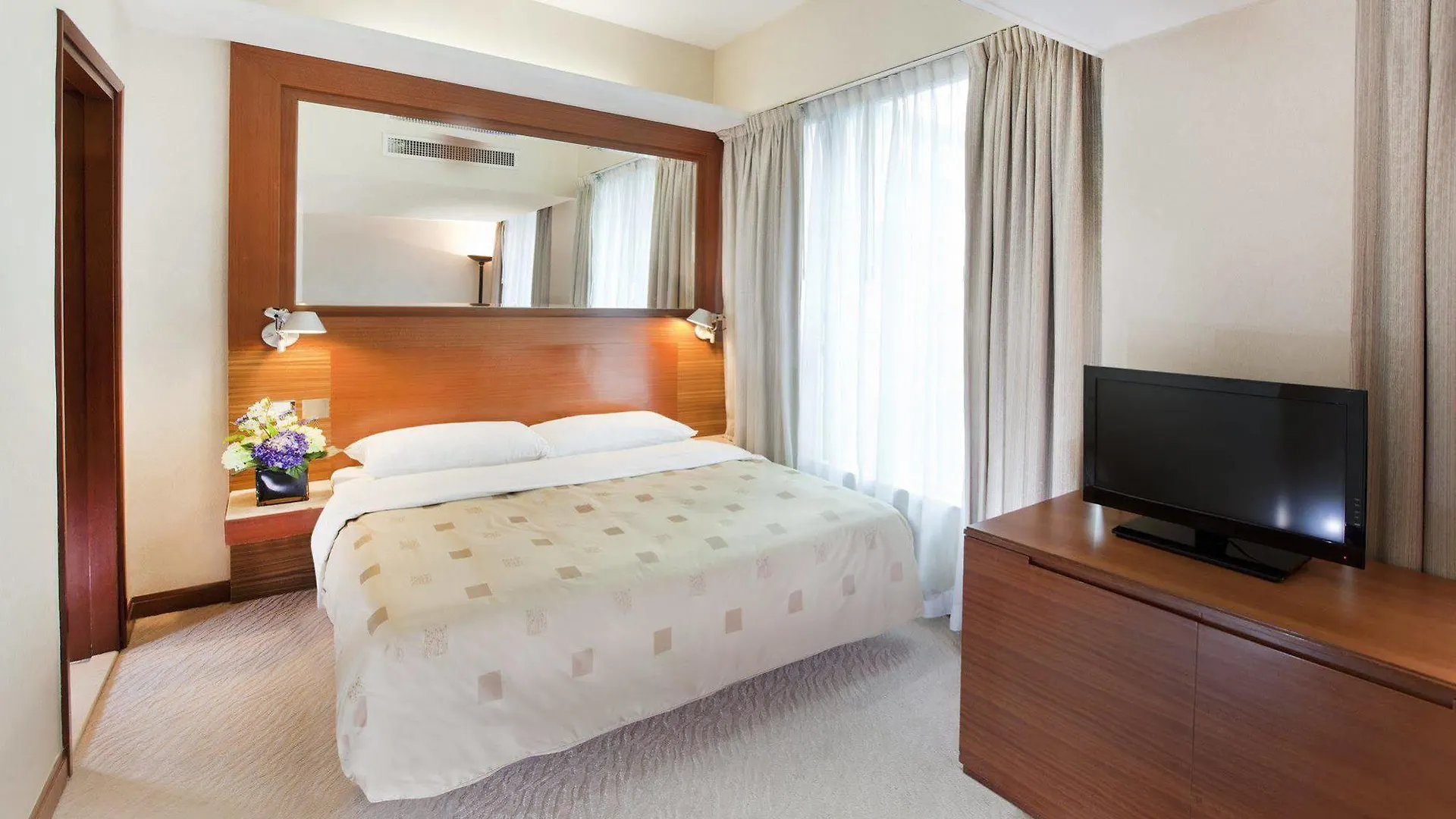 Silka West Kowloon Hotel 香港