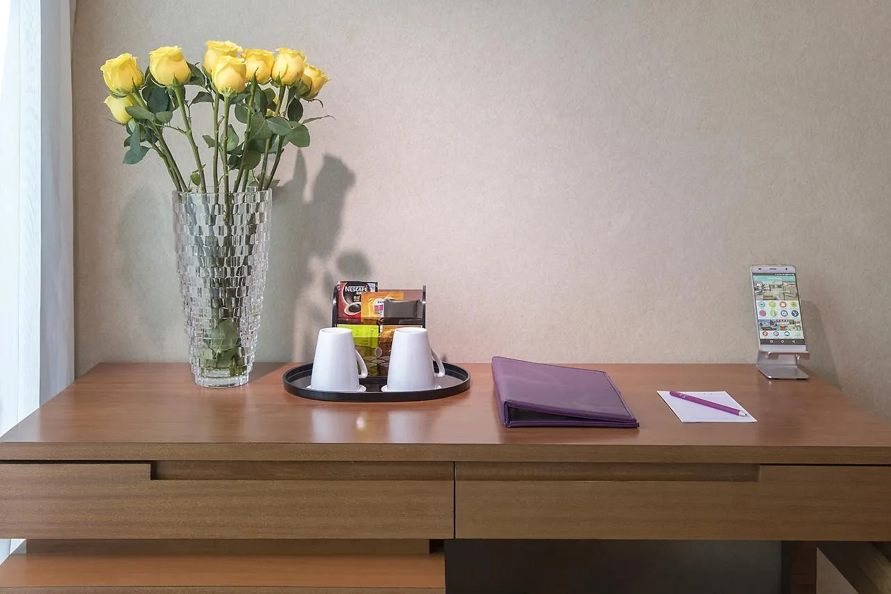 Silka West Kowloon Hotel 香港