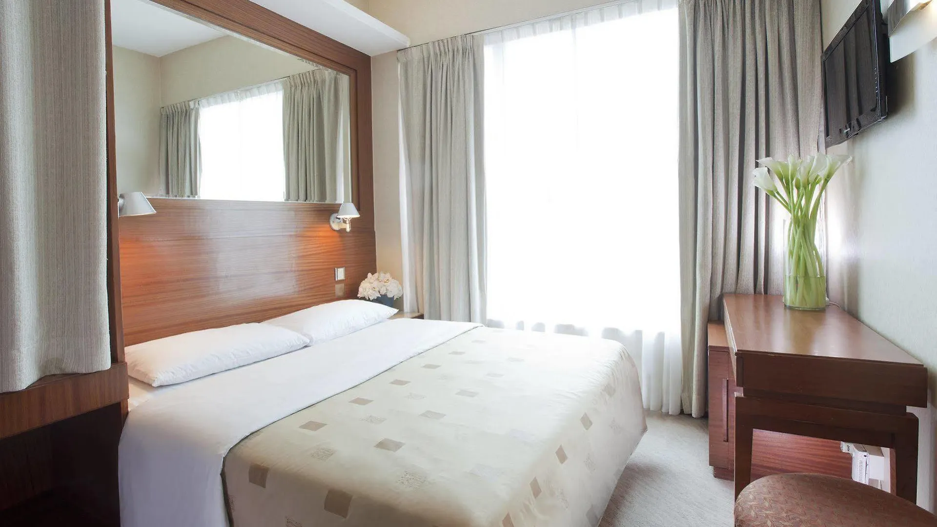 Silka West Kowloon Hotel 香港